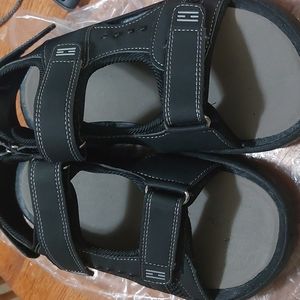 Black Sandal Sz 9